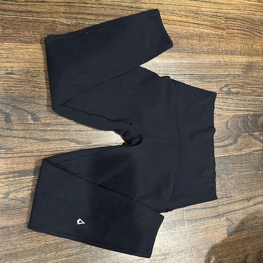 lululemon, Ivivva kids line black leggings.
